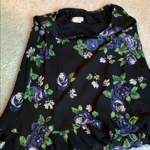 Women’s below-knee skirt, size 12